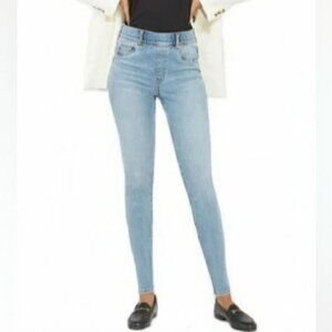 Spanx Light Vintage Wash Skinny Jeans